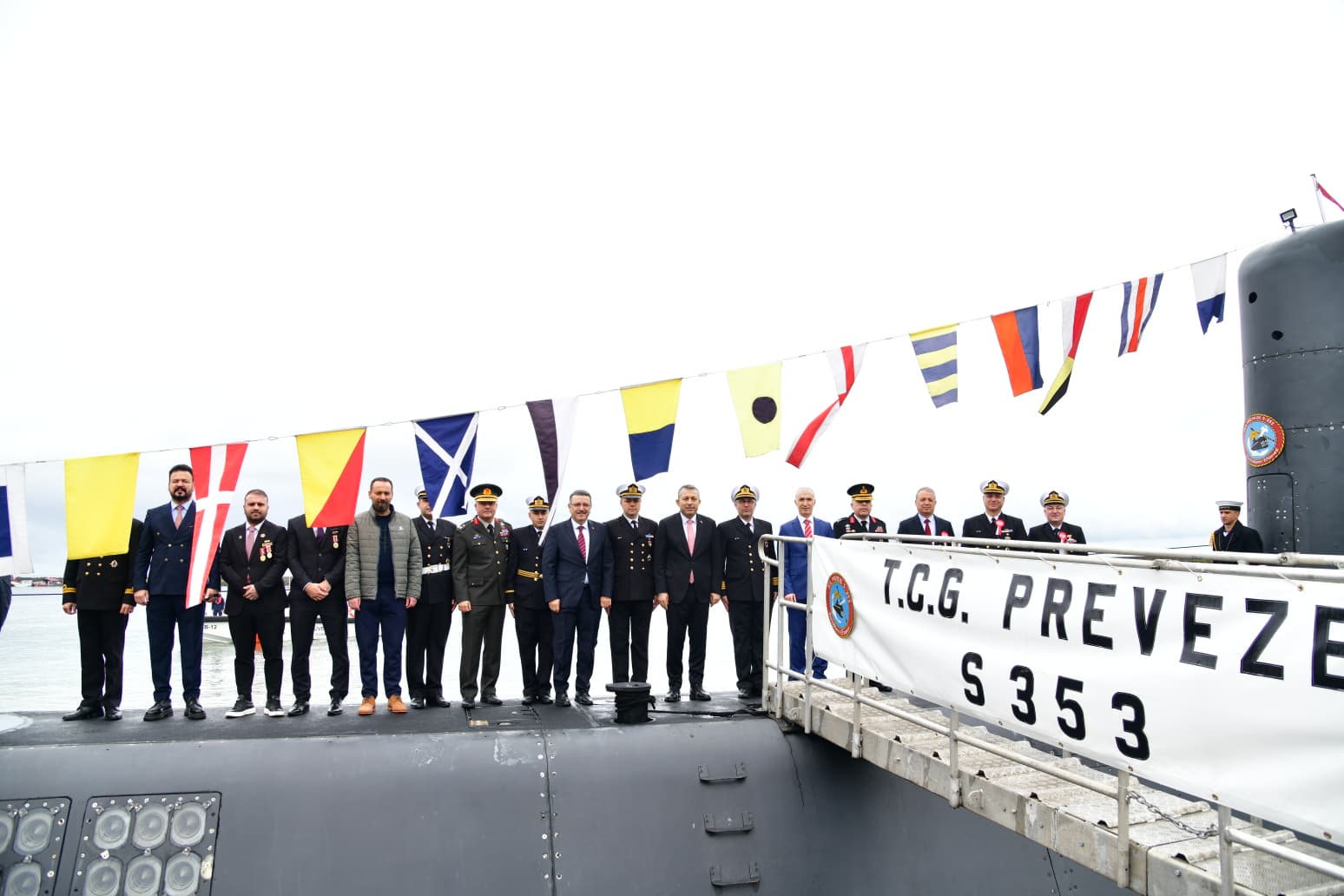 23 Nisan co�kusunu, milletimizin gurur kaynaklar�ndan biriyle birlikte ya�ad�k. 