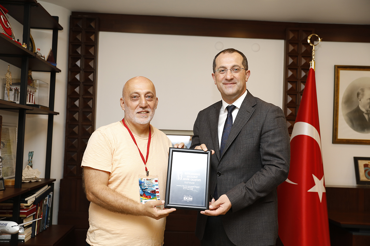 13. ULUSLARARASI RESİM ÇALIŞTAYI SANATÇILARINDAN BAŞKAN EKİM’E ZİYARET