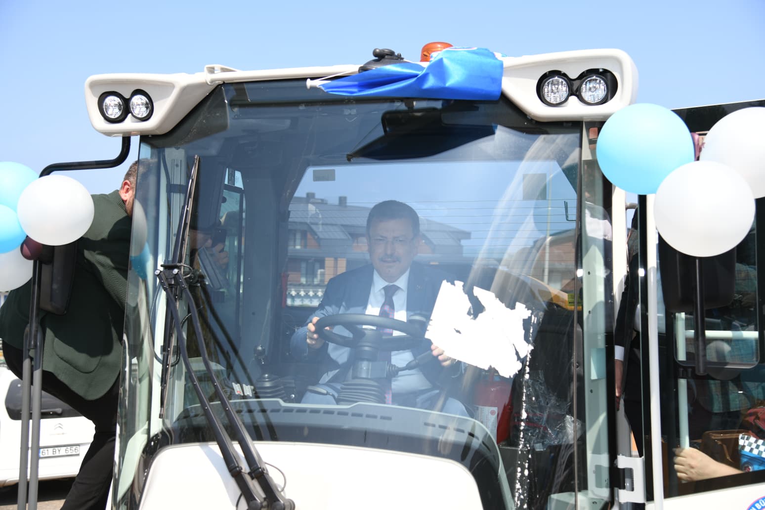 17 yeni i makinesi hizmete alnd
