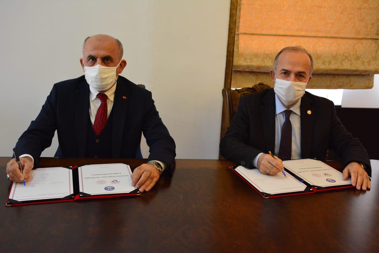 Trabzon Üniversitesi ile İl Milli Eğitim Müdürlüğü Arasında İş Birliği Protokolleri İmzalandı


