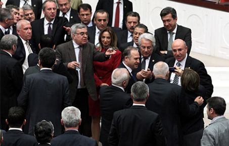 22 CHP'li vekil Trabzon'a geliyor

 

