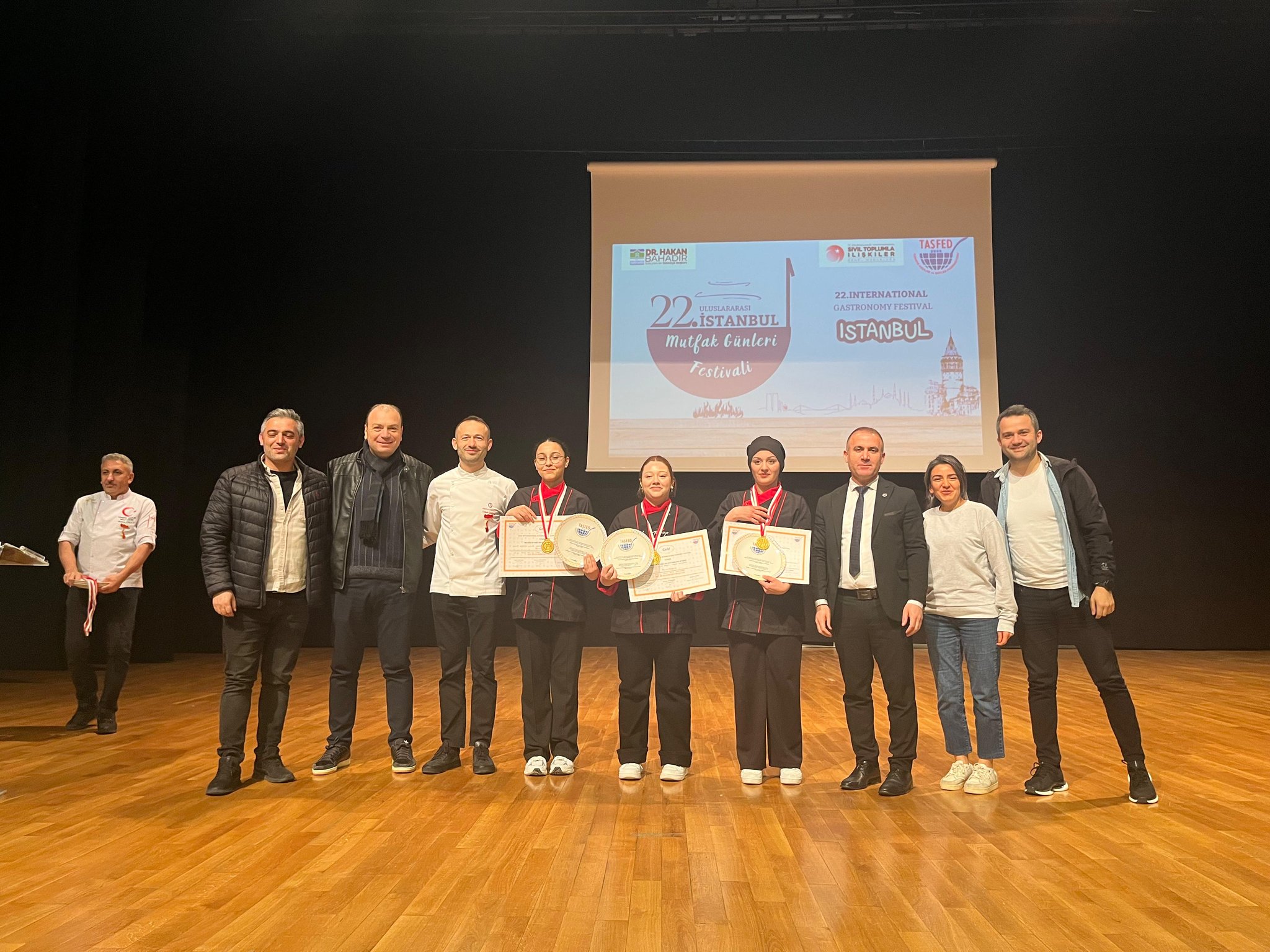 22.ULUSLARARASI �STANBUL GASTRONOM� FEST�VAL�NDE 10 ALTIN 2 G�M�� MADALYA
