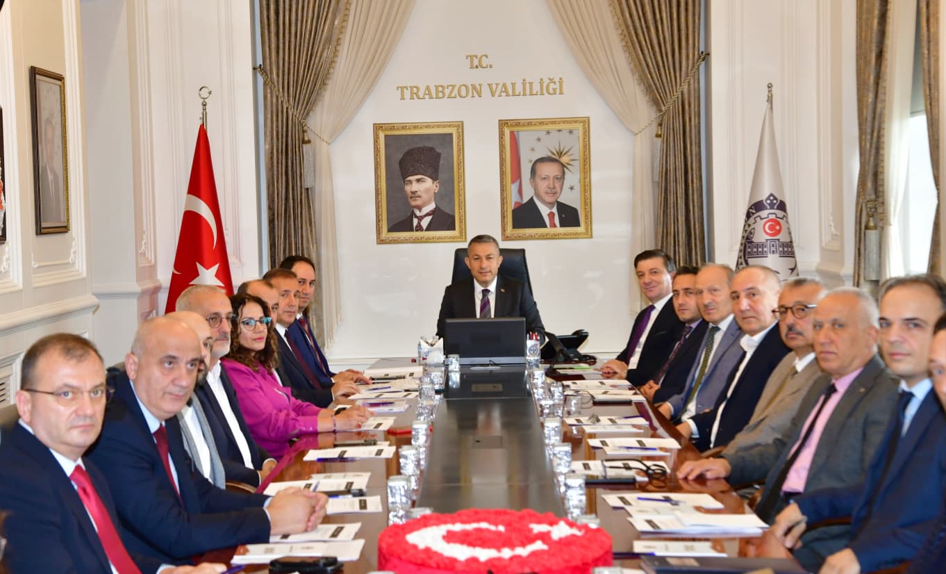 �elebi, Trabzon Kalifiye �nsan Kayna�� Stratejisi Projesi'ni tan�tt�