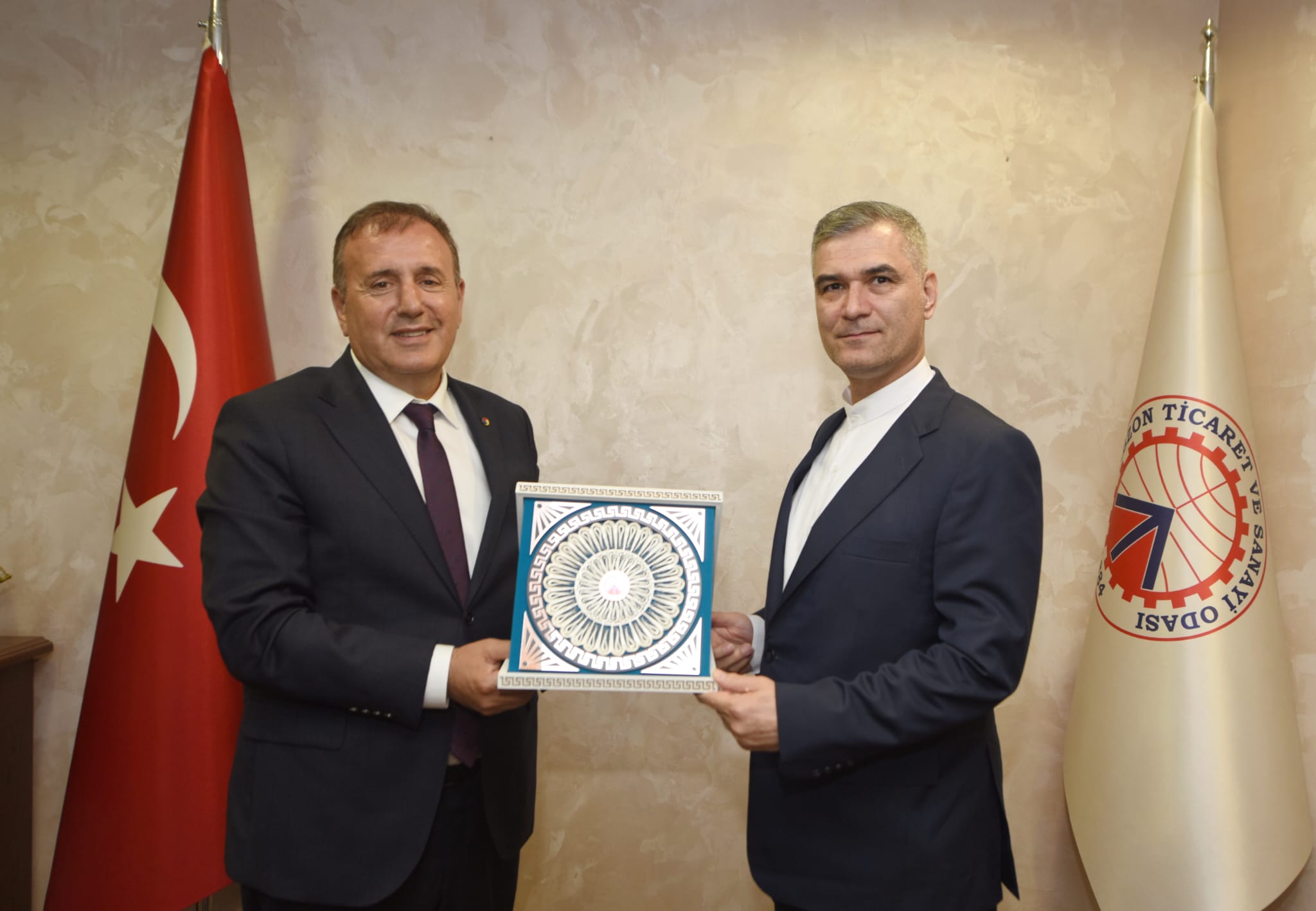 �ran Ba�konsolosu Khosravi�den TTSO�ya ziyaret
