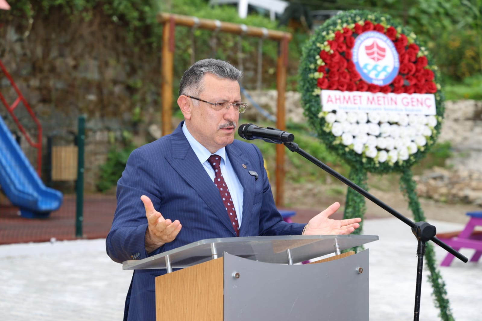S�rmene Kahraman Mahallesi�ne Millet Bah�esi kazand�r�ld�