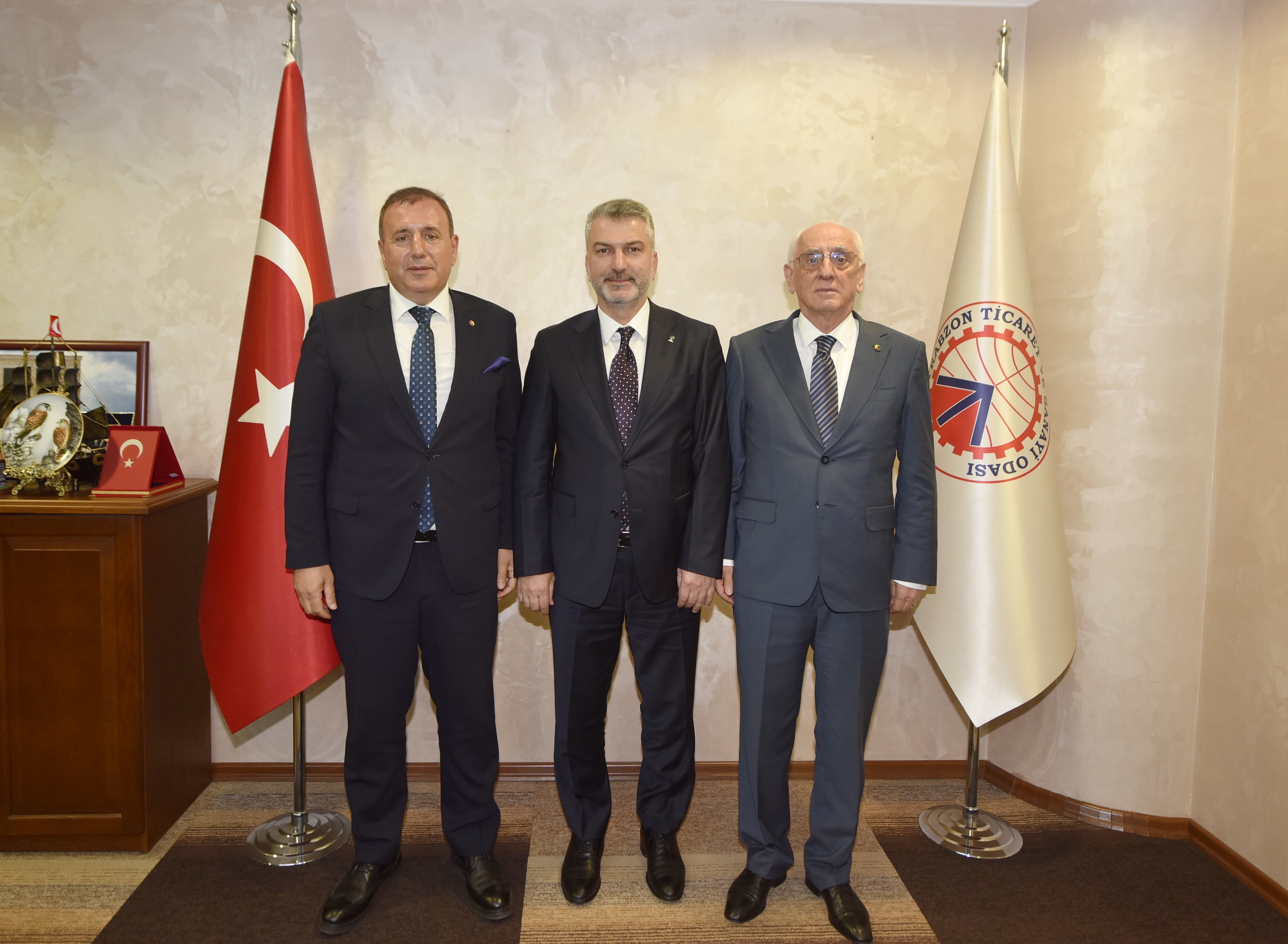 AK Parti heyetinden TTSO'ya ziyaret
