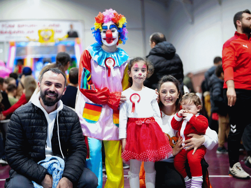 Ak�aabat Belediyesi Her Daim �ocuklar�n Yan�nda