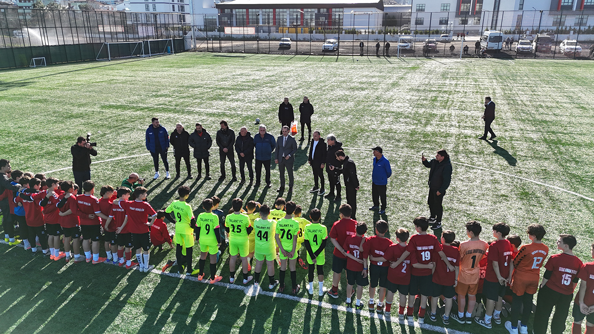 AK�AABAT BELED�YES� U13�LER� DOSTLUK TURNUVASINDA BULU�TURDU
