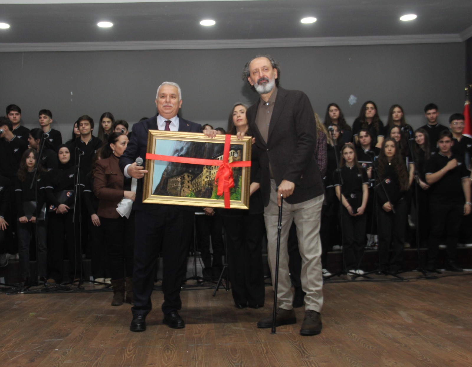 AK�AABAT G�ZEL SANATLAR L�SES�'NDE ANLAMLI ETK�NL�K
