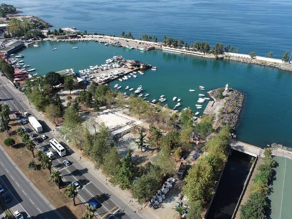 AKÇAABAT SAHİL PARKI’NDA İKİNCİ ETAP ÇALIŞMALARI DEVAM EDİYOR