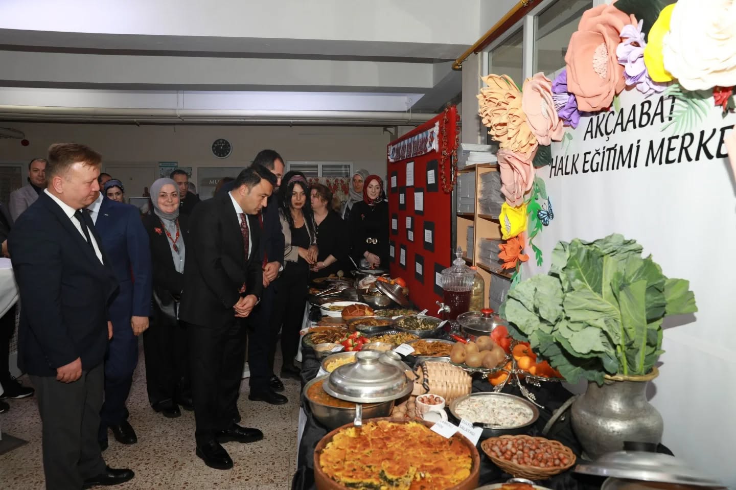 AK�AABAT TA YERL� MALI HAFTASI ETK�NL���