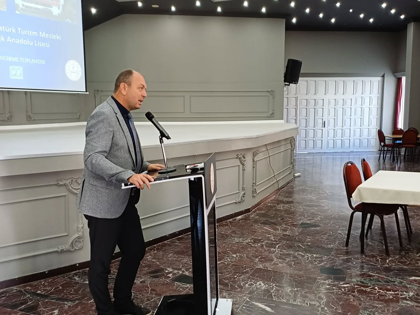 Akçaabat Turizm Uygulama Oteli 9. Sınıf Öğrencilerine Bilgilendirme Semineri