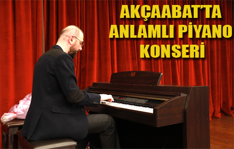 AKAABATTA ANLAMLI PYANO KONSER
