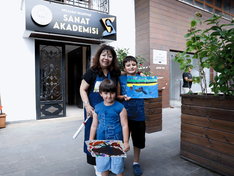 AK�AABAT�TA �OCUKLAR MUTLU