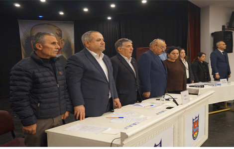 AK�AABAT'TA SE��M YARI�I