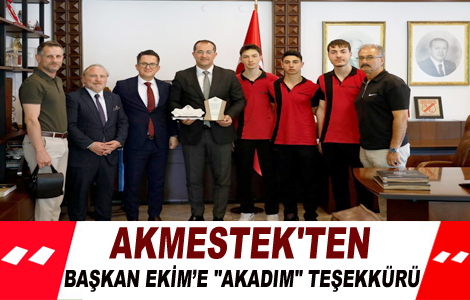 AKMESTEK Öğrencilerinden Başkan Ekim’e Teşekkür Ziyareti