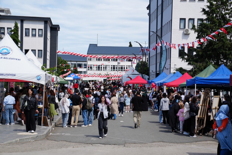 Bahar Etkinliklerinde TÜRKİYE Mozaiği
