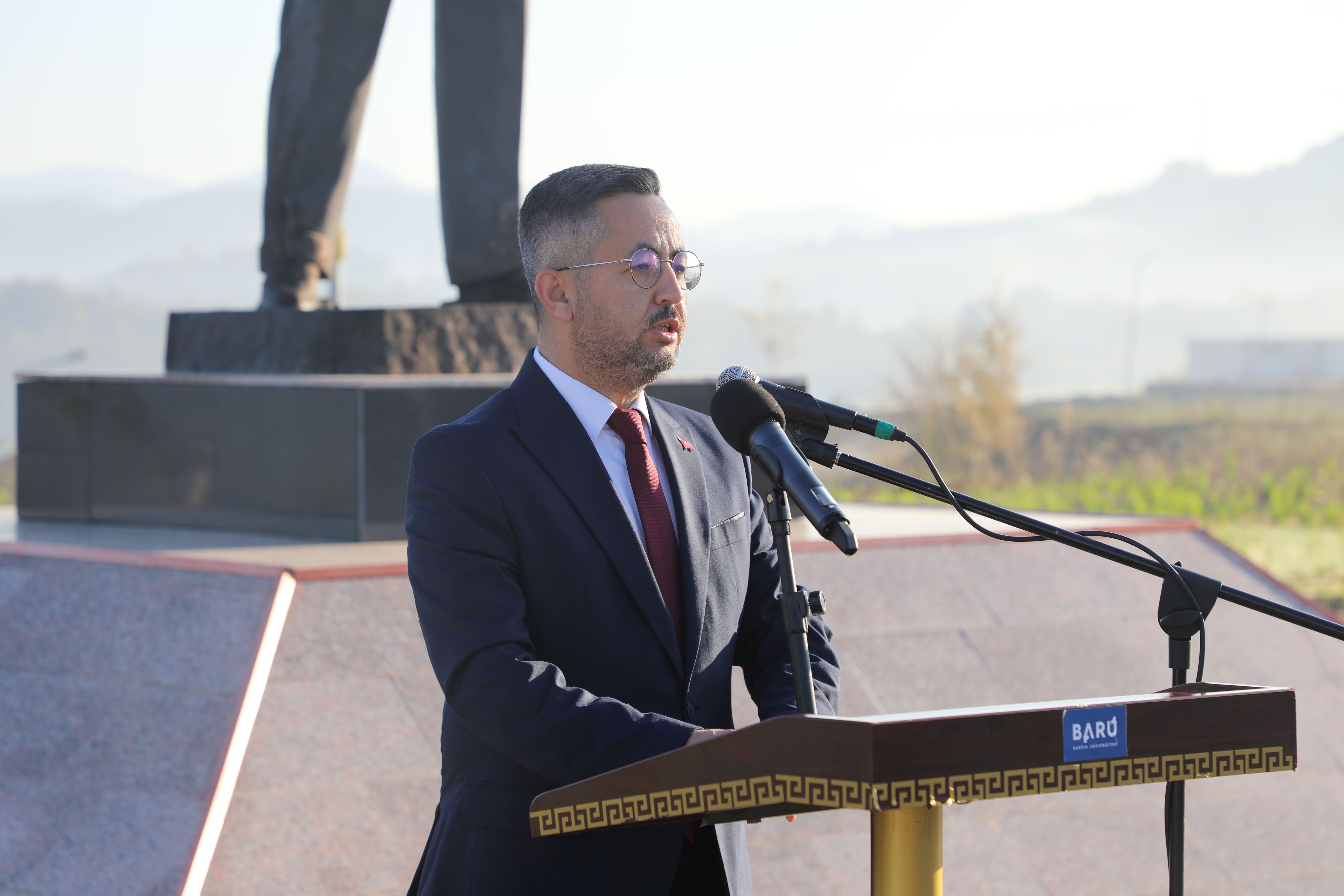 BARÜ’deki törende Gazi Mustafa Kemal Atatürk özlem ve saygıyla anıldı