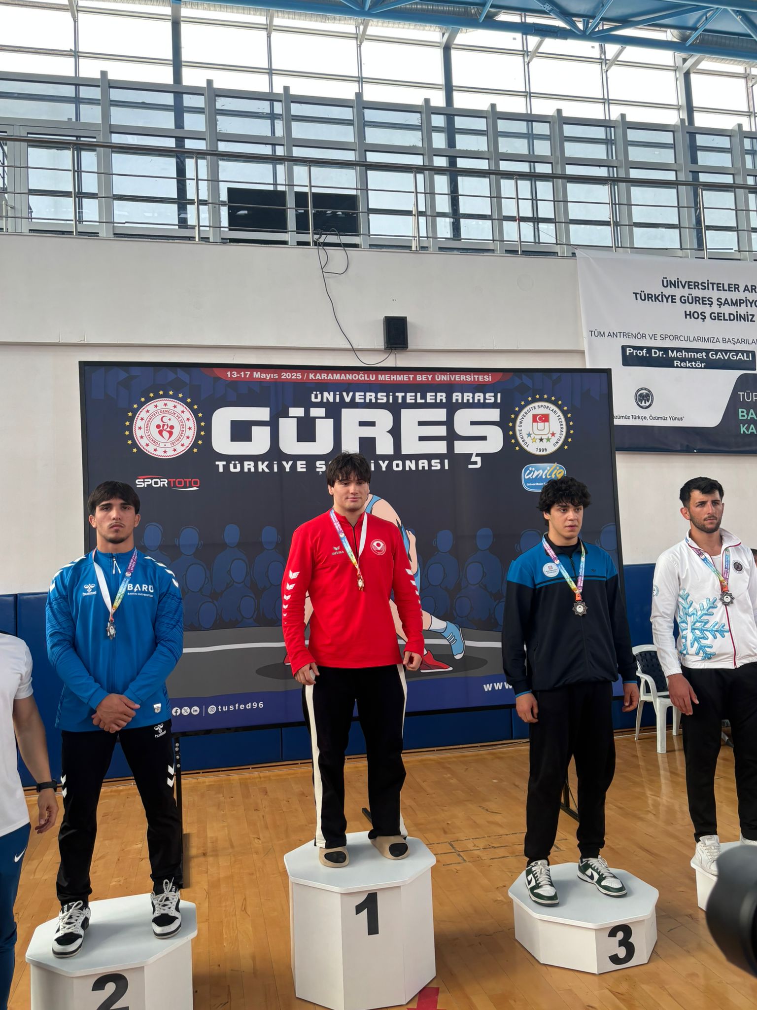 BARܒl kadn greiler 3 altn, 3 gm madalya ile Trkiye ampiyonu
