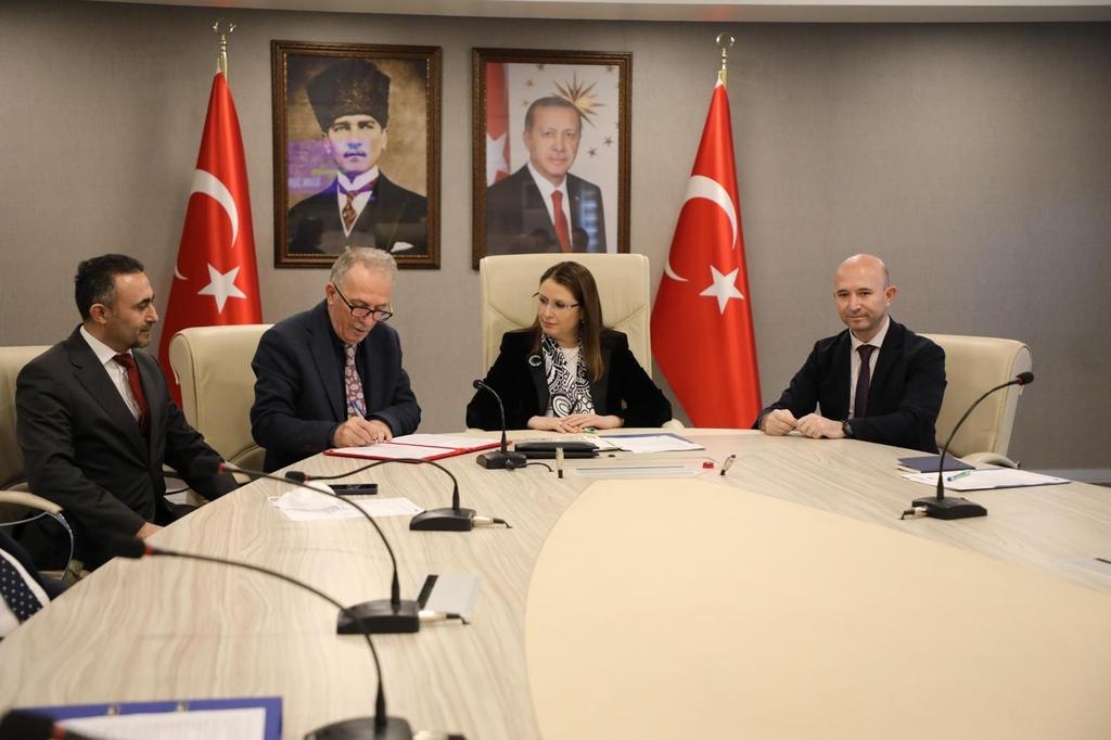 BARÜ’nün salep yetiştiriciliğine katkı sağlayacağı projede imzalar atıldı