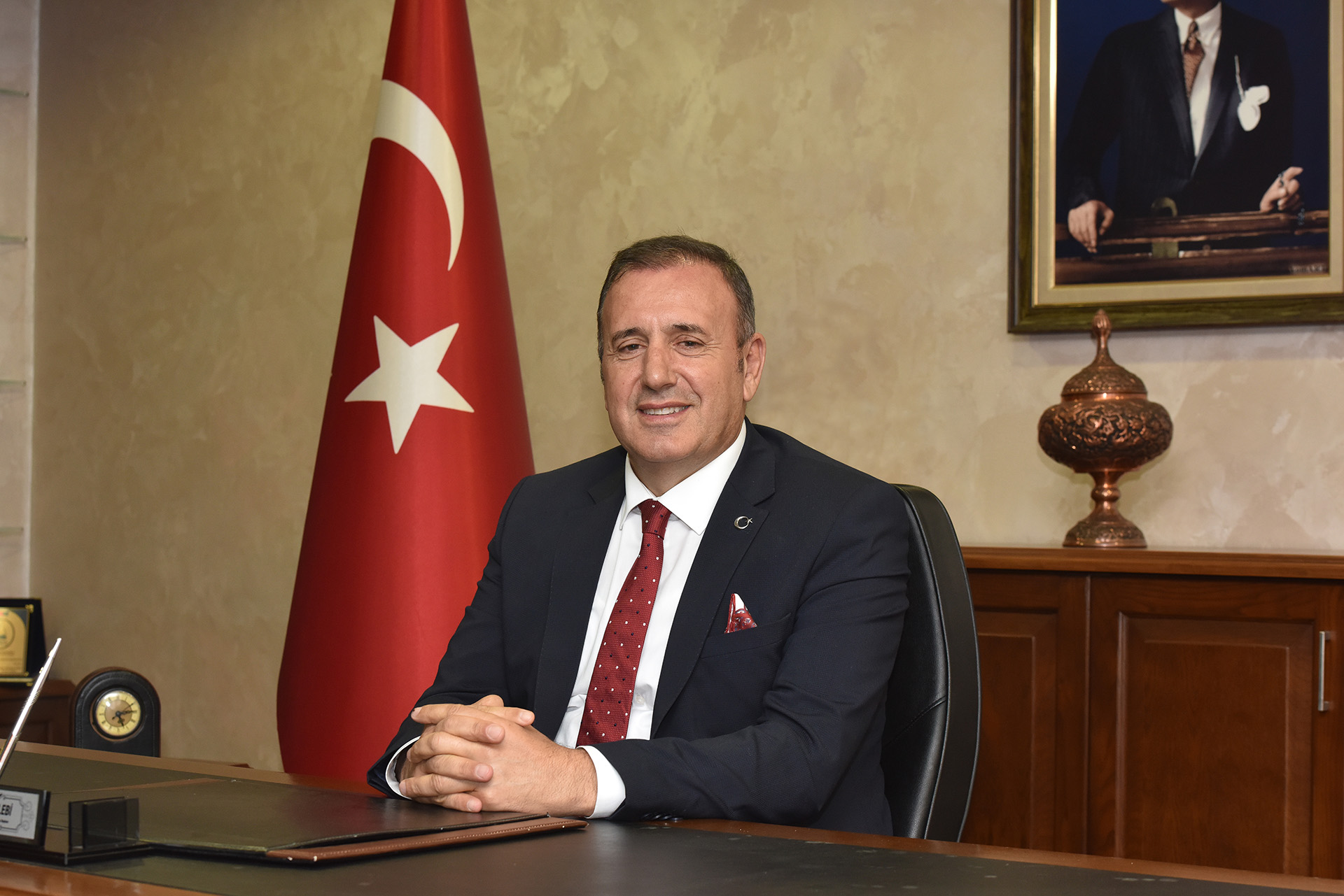 Başkan Çelebi’den iş dünyasına çağrı.