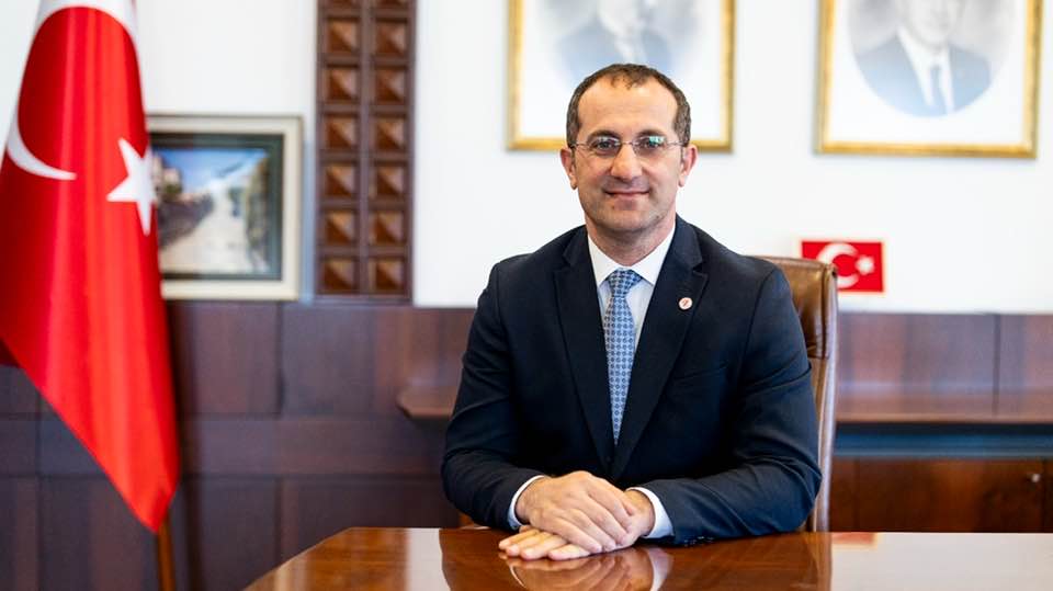 BA�KAN EK�M ; ��OCUKLARIMIZ GELECE��M�Z�N EN G��L� TEM�NATIDIR�

