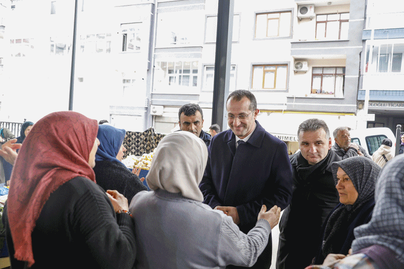 BA�KAN EK�M SALI KADINLAR PAZARINI Z�YARET ETT�