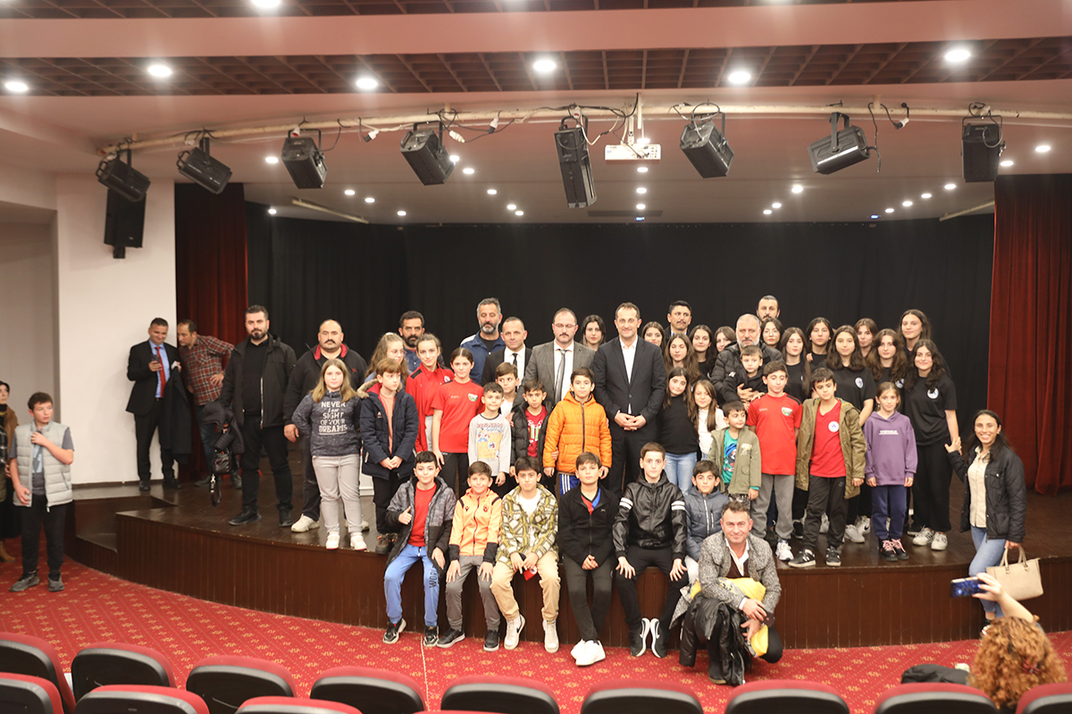 BAŞKAN EKİM SPORSEVERLERLE BULUŞTU