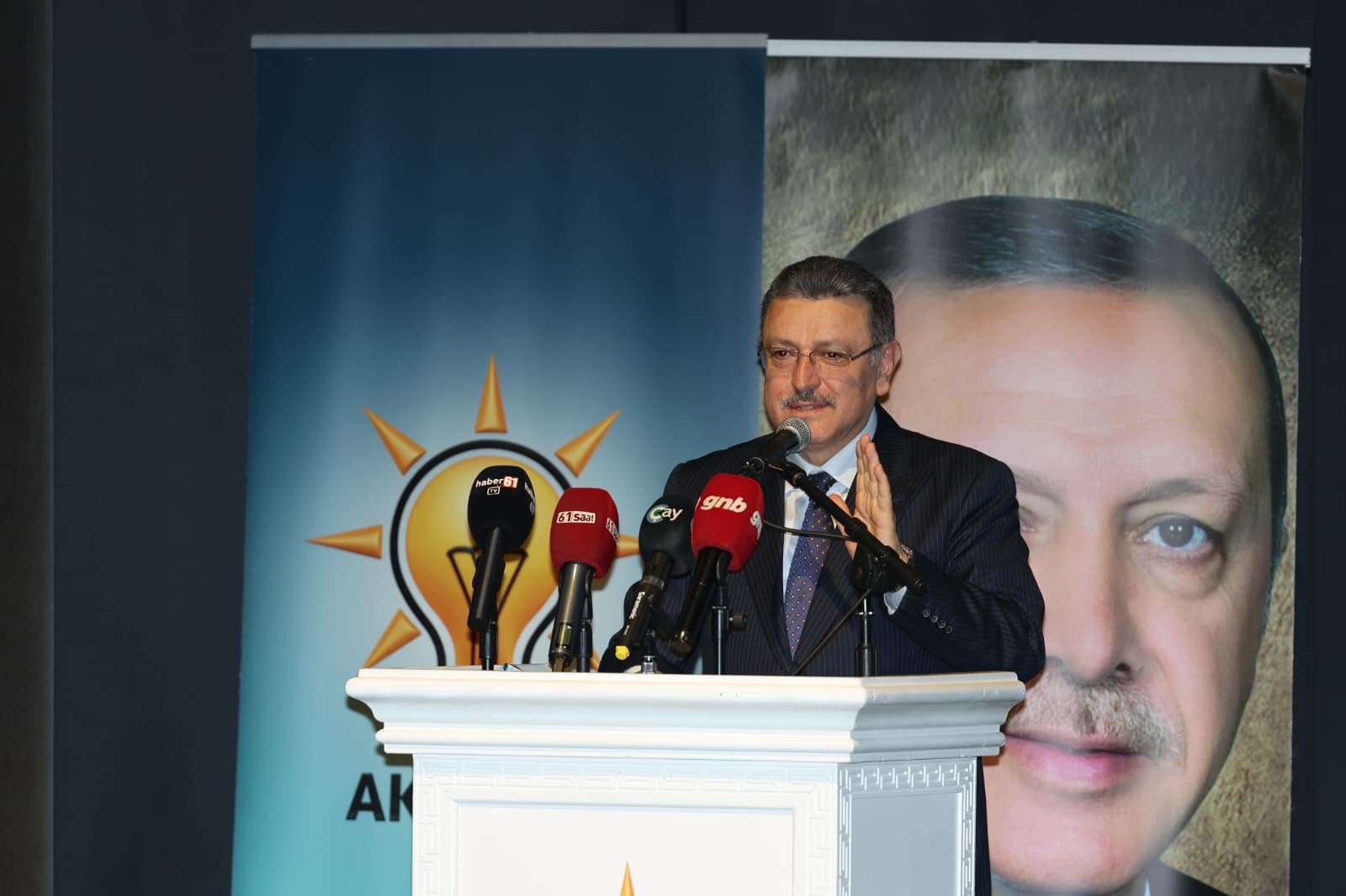 BA�KAN GEN�: �400 M�LYON L�RALIK ENERJ� PROJEM�Z� HAYATA GE��R�YORUZ�