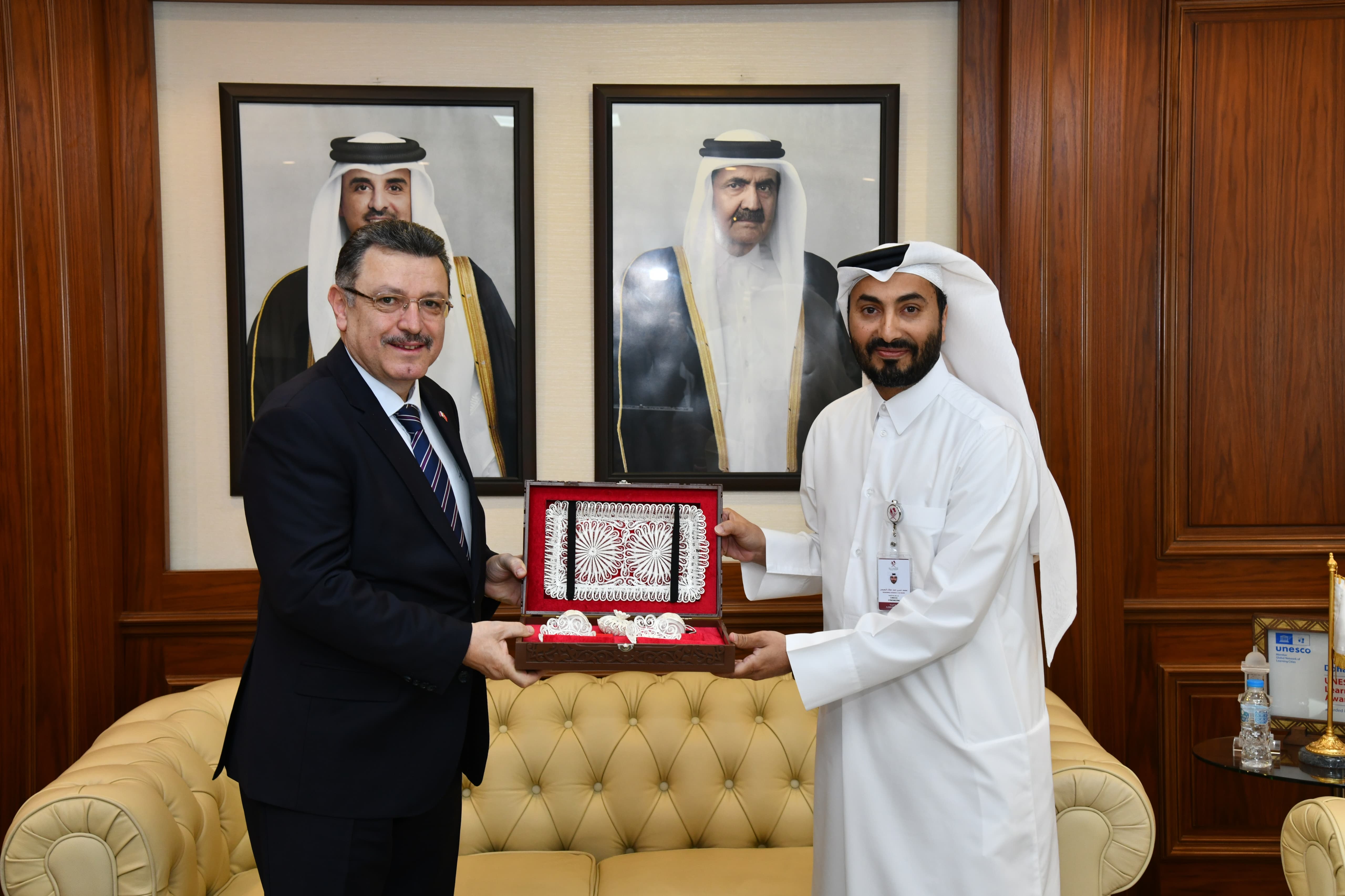 BAŞKAN GENÇ’TEN DOHA BELEDİYESİ’NE ZİYARET