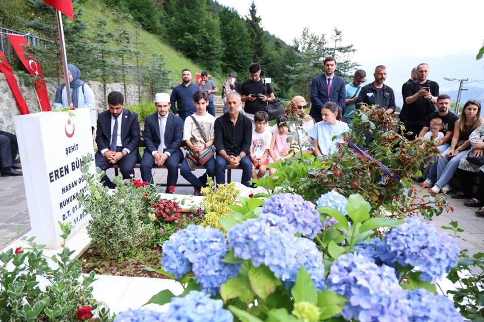 BAŞKAN GENÇ'TEN EREN BÜLBÜL'E VEFA