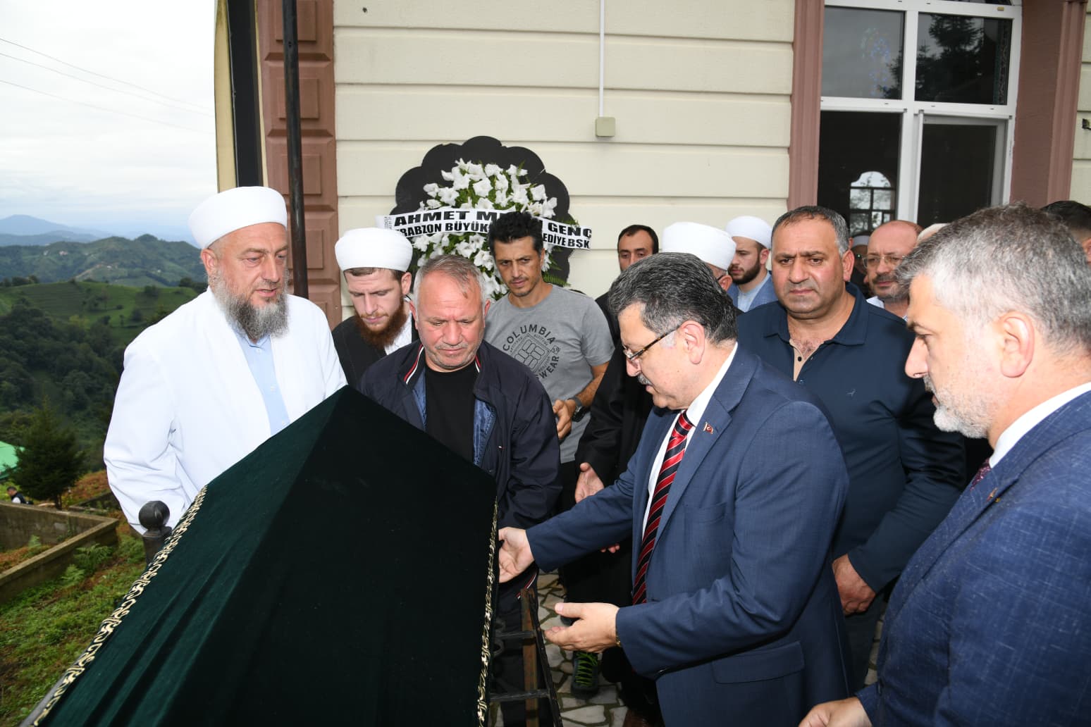 BAŞKAN GENÇ’TEN HACIMUSTAFAOĞLU AİLESİNE TAZİYE