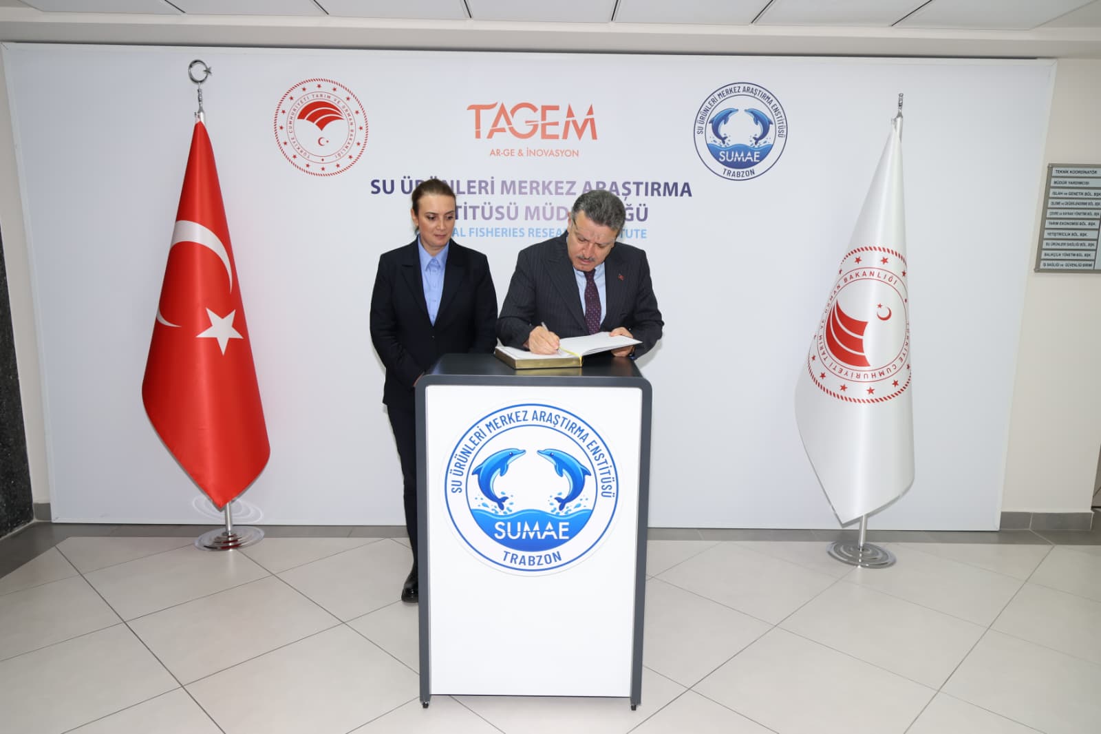 Başkan Genç'ten Su Ürünleri Araştırma Enstitüsü'ne övgü: