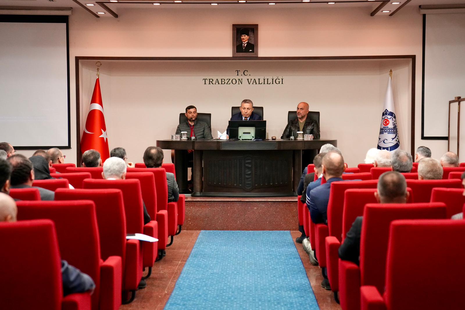 BA�KAN KAYA, T�SKOB ENC�MEN �YEL���NE SE��LD�