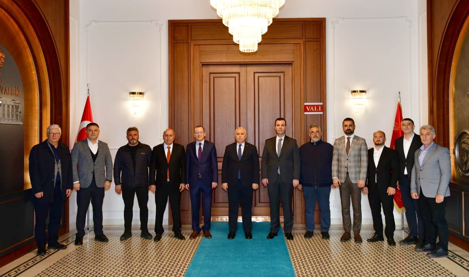 Be�ikd�z� OSB M�te�ebbis Heyet toplant�s� yap�ld�
