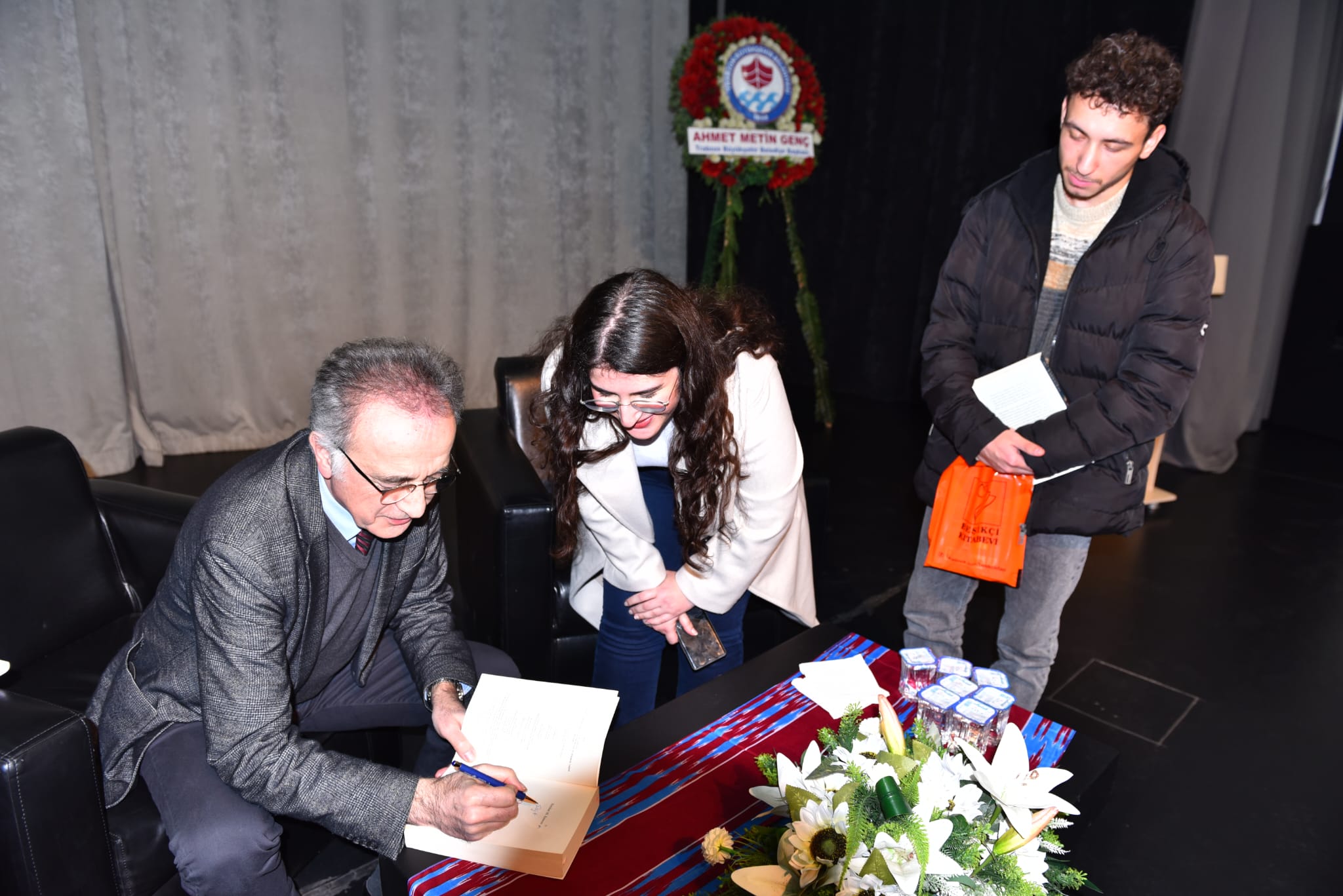 B�Y�K�EH�R�DEN OSMANLI TAR�H�NE I�IK TUTAN S�YLE��
