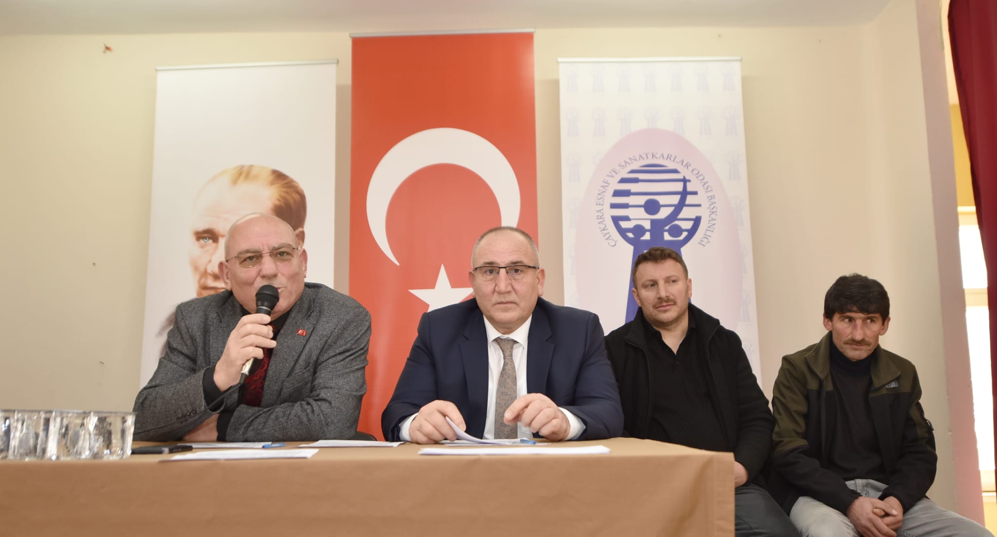 Çaykara Esnaf Odası’nda Murat Gönan başkan seçildi