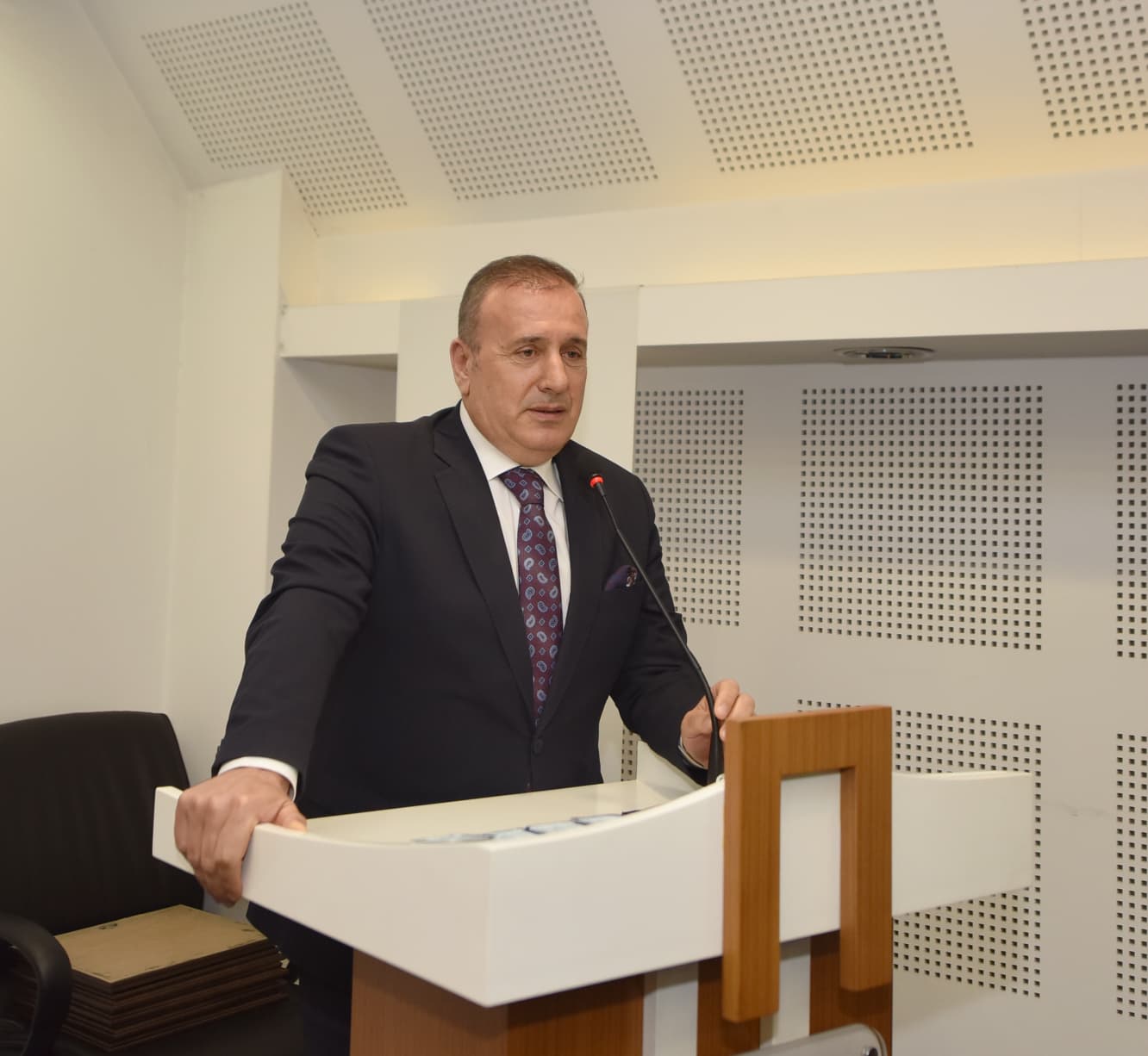 �elebi: Vergi �e�itlendirmesi �ok fazla, sadele�tirilmesi gerekiyor
