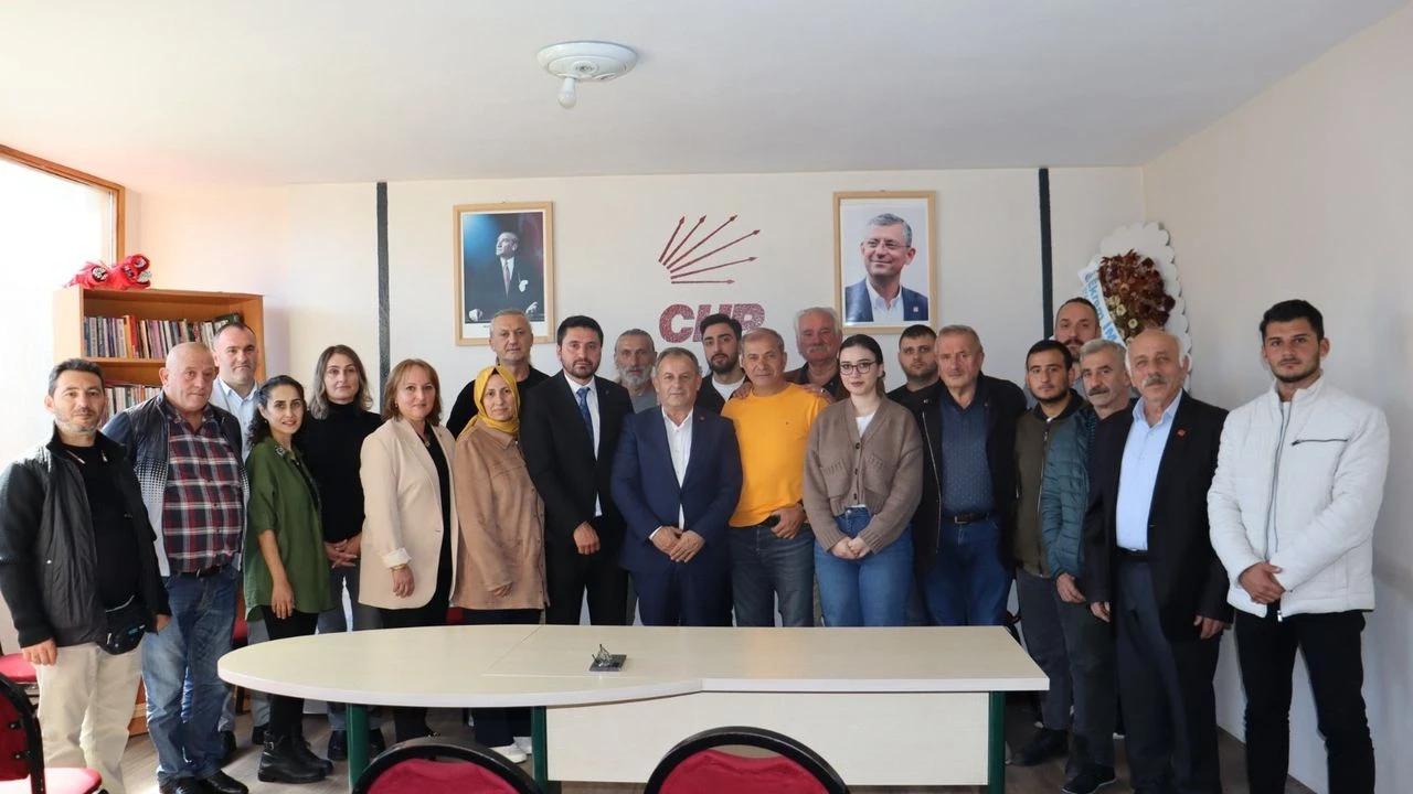 CHP Trabzon �l Ba�kan� Mustafa Bak, Arakl��da Te�kilatla Bulu�tu
