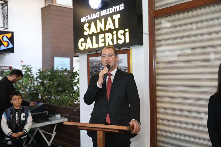 CUMHUR�YET��N 102. YILI ONURUNA RES�M SERG�S� A�ILDI
