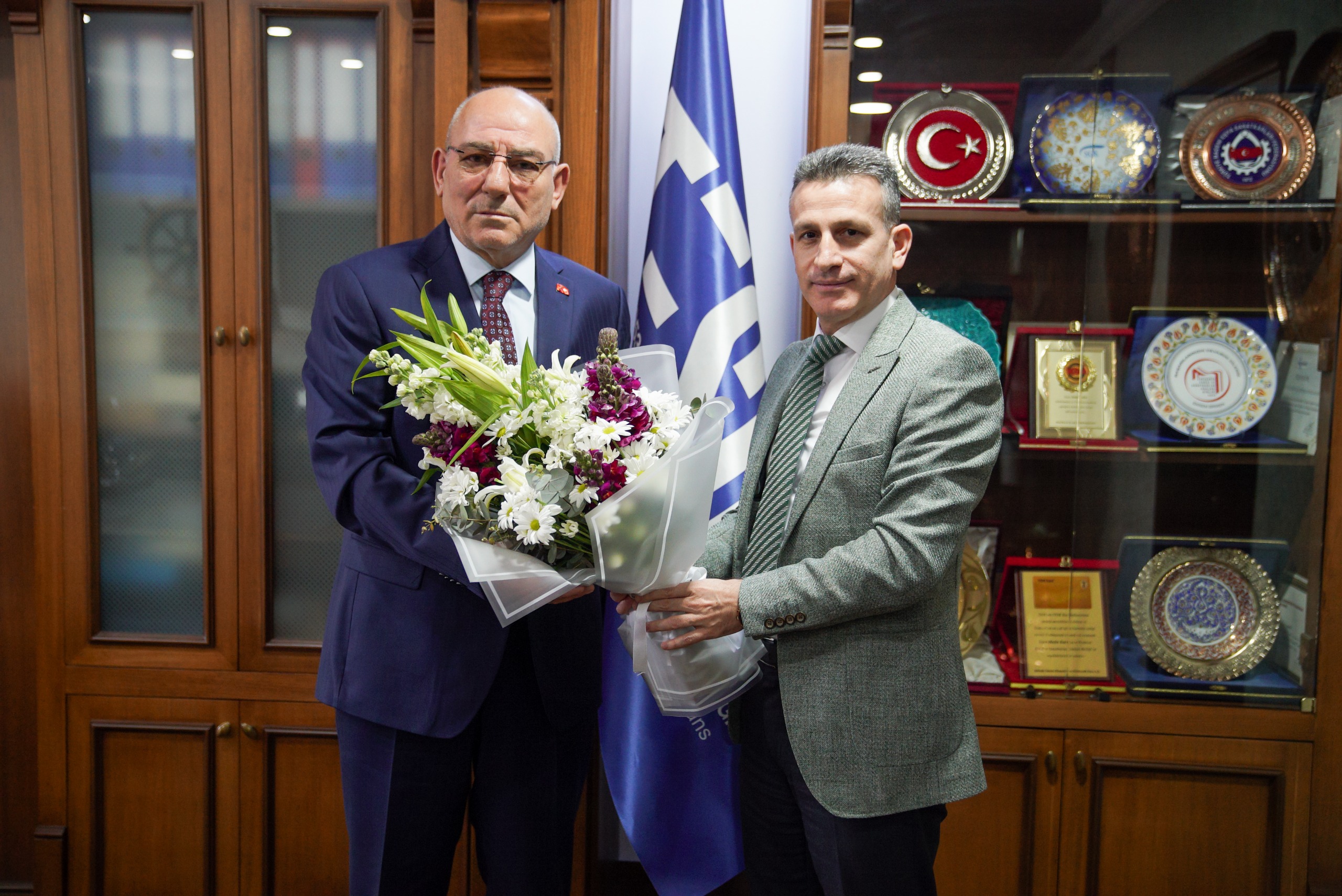 Defterdarlık heyetinden TESOB'a ziyaret