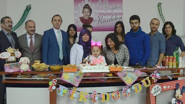 Doğum gününde böbrek istedi