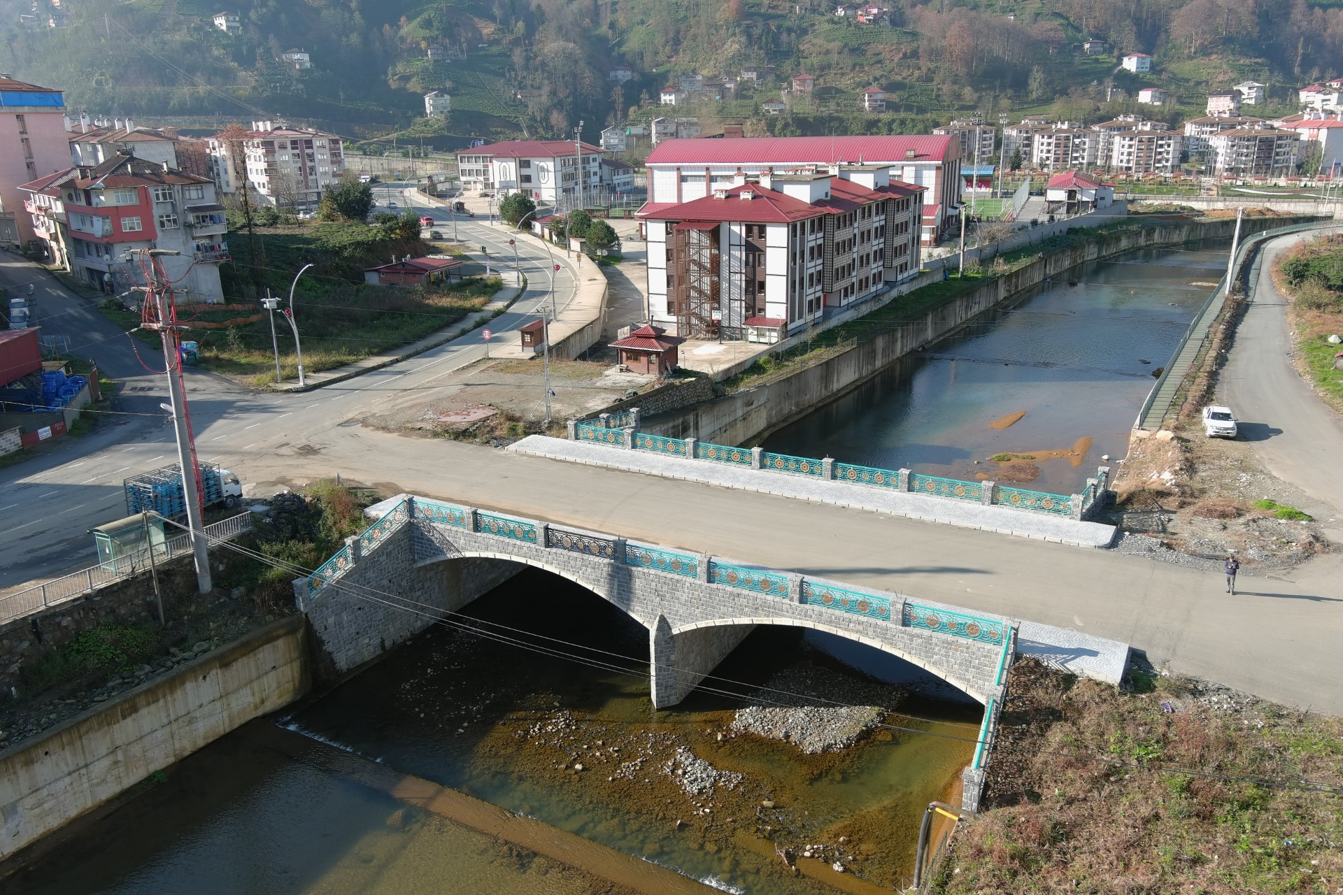 DSİ, RİZE’NİN HIRÇIN DERELERİNİ DİZGİNLİYOR