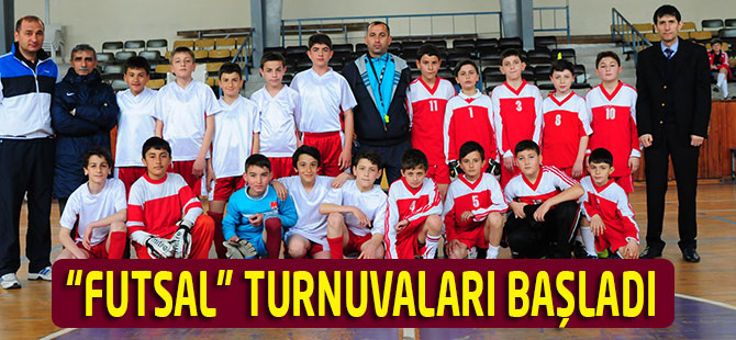 Futsal ve Masa Tenisi turnuvas dzenledi.