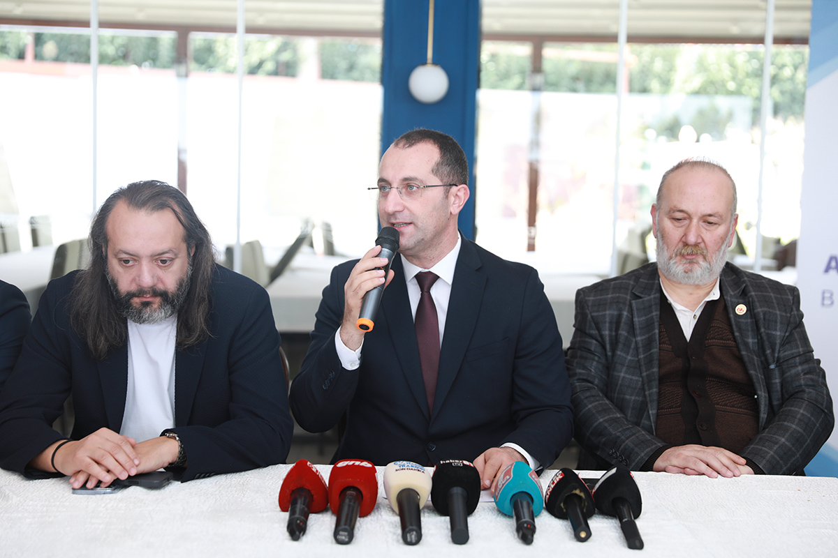 GAZETECİLER GÜNÜ DOLAYISIYLA BAŞKAN EKİM BASIN MENSUPLARINI AĞIRLADI
