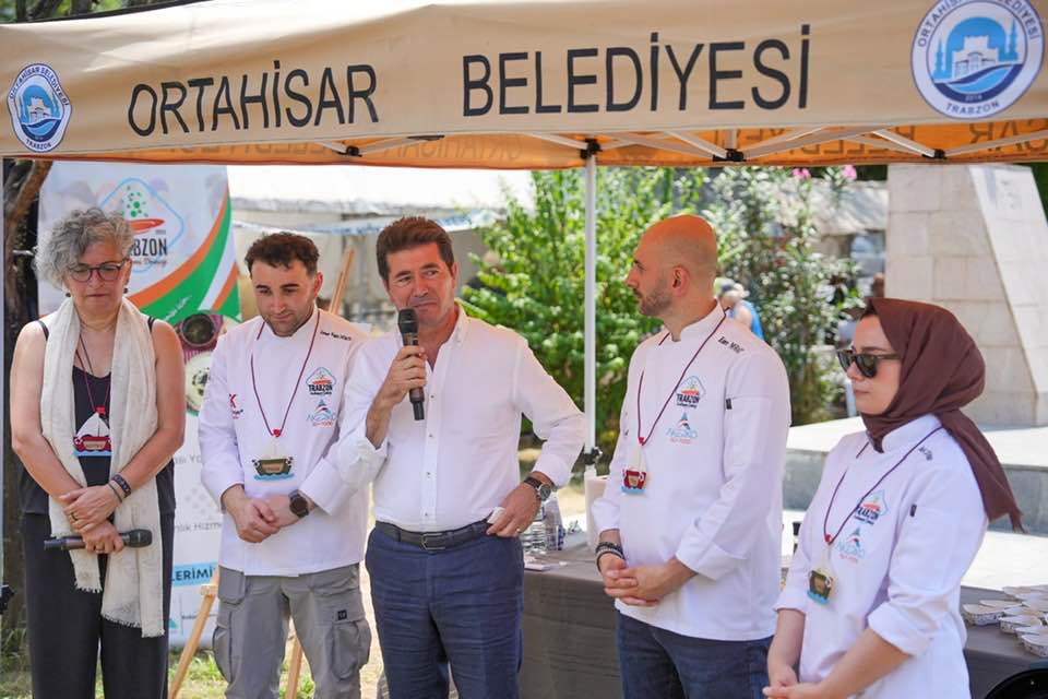 GELENEKTEN GELECEĞE YÖRESEL LEZZETLER AKOLUK KÖY PAZARI’NDA BULUŞTU