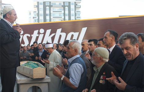 Hacı pir cinemre son yolculuğuna uğurlandı.