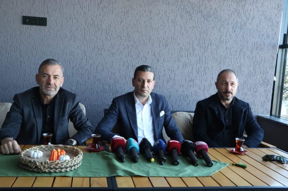 HEK�MO�LU: TRABZON�A RESM� BOKS SALONU GEL�YOR

