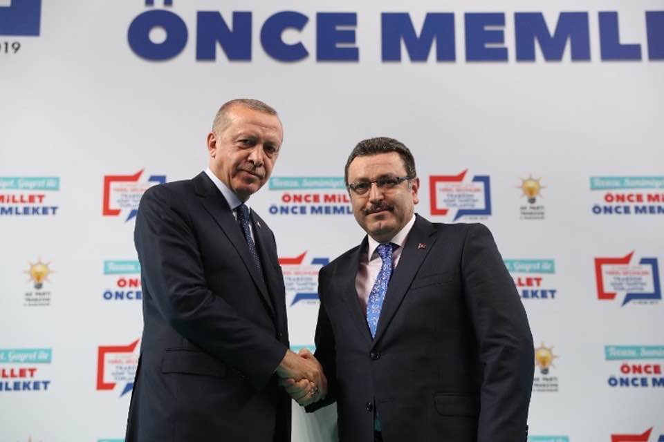 �SRA�L K�STAHLI�INA BA�KAN GENǒTEN SERT TEPK�: