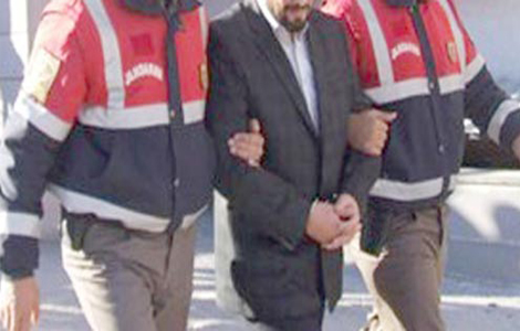 Jandarmaya Teslim Oldu